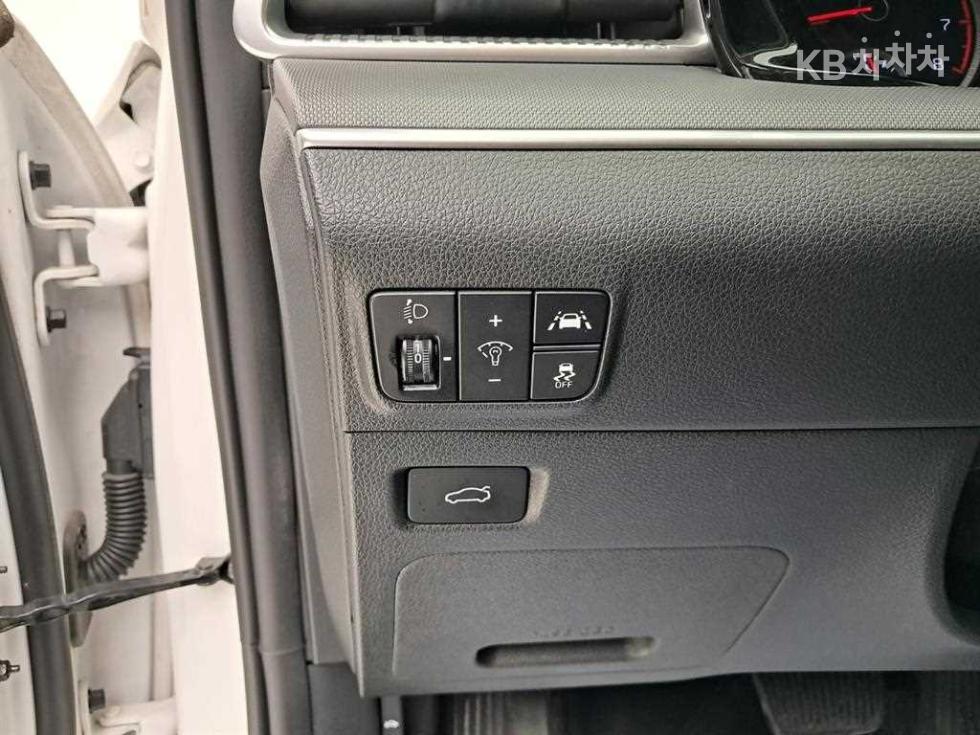 2021 - kia k5