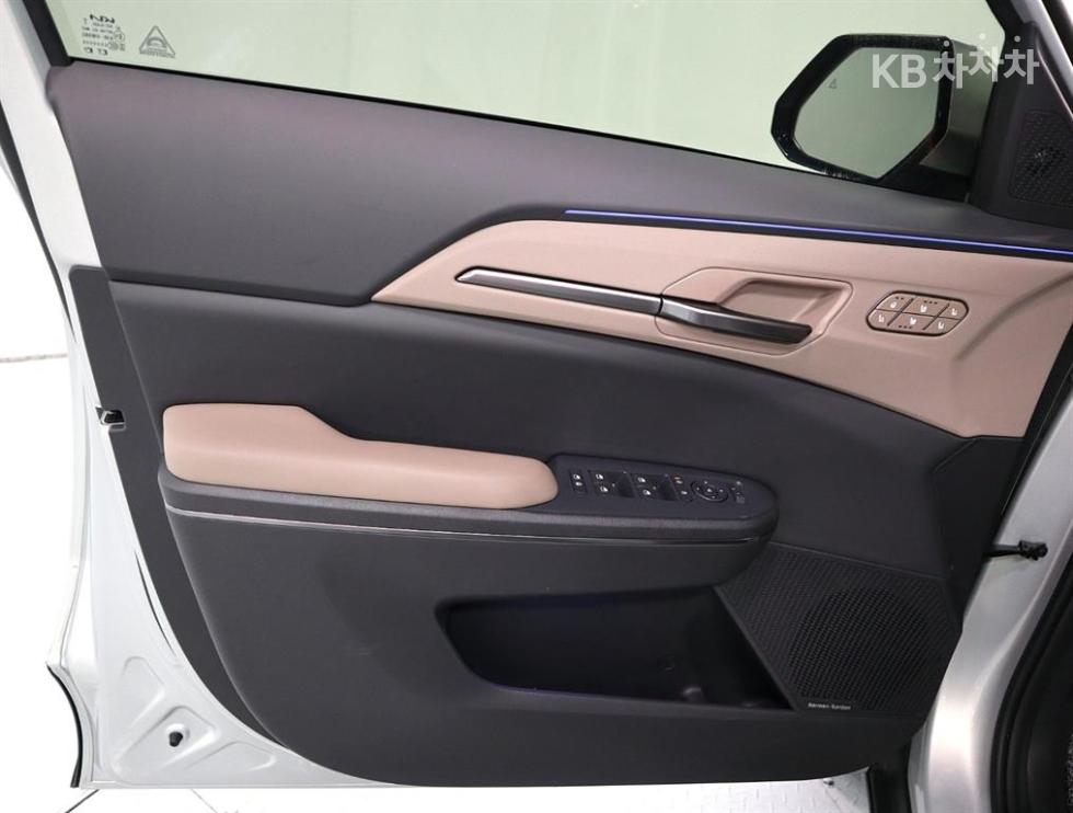 2026 - kia ev5