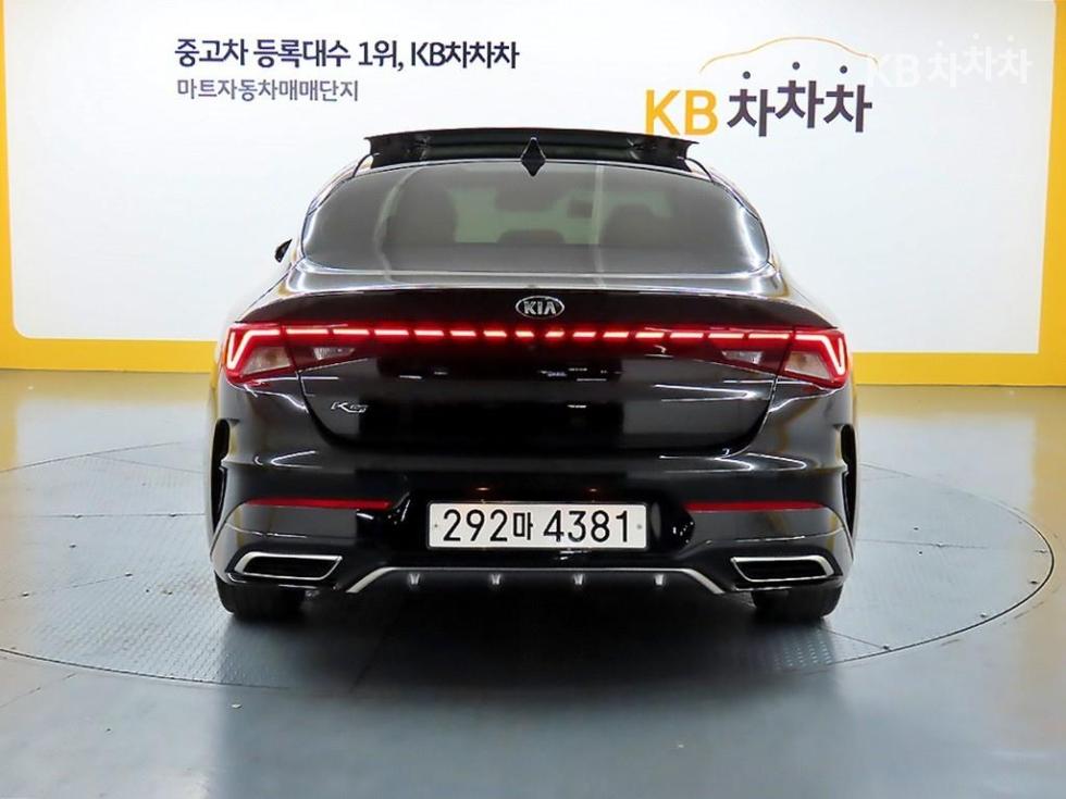 2021 - kia k5