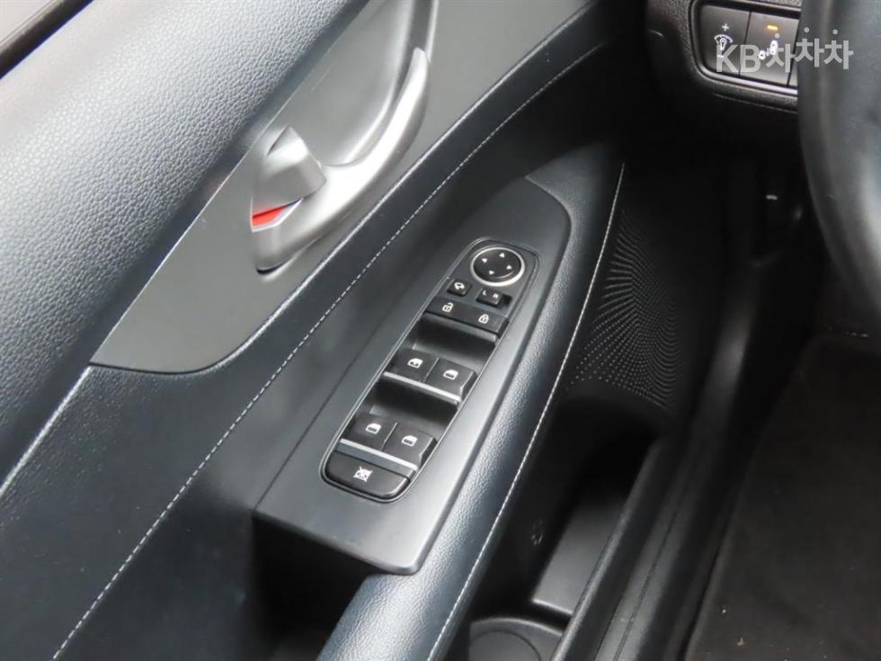 2019 - kia k3