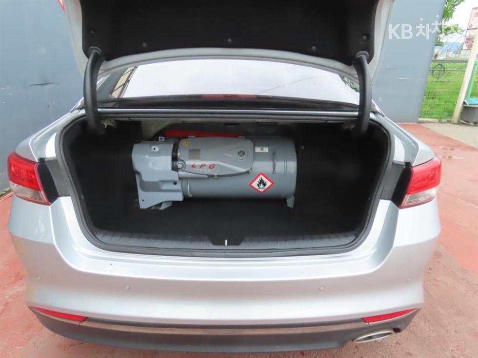 2016 - kia k5