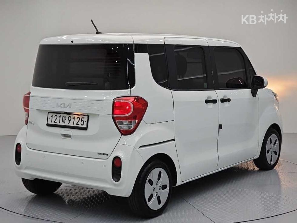 2022 - kia ray
