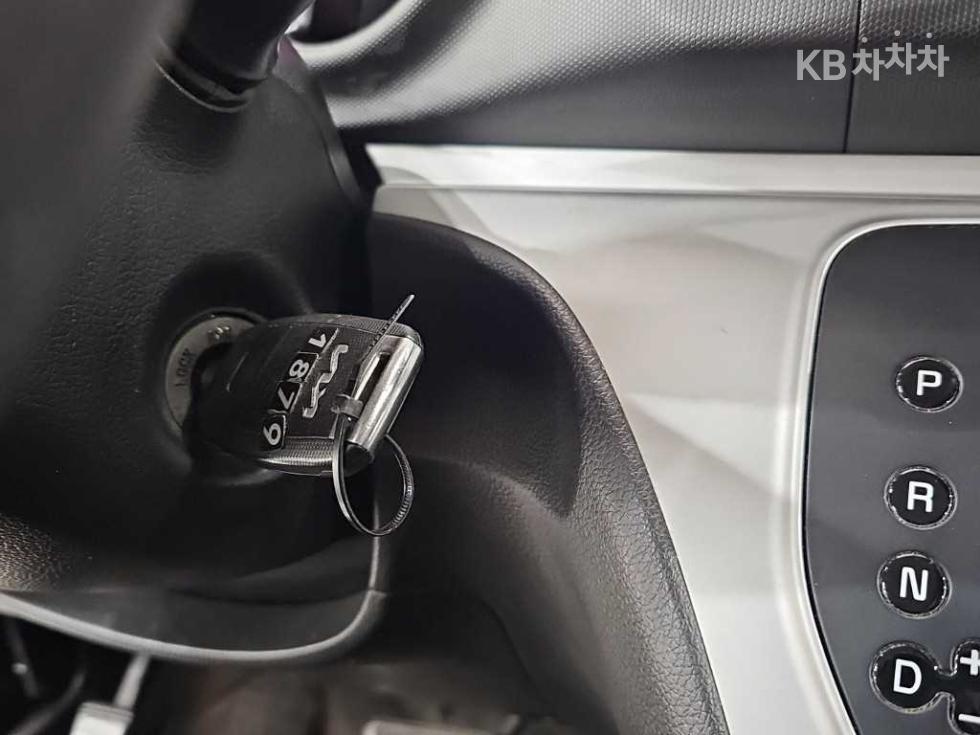 2022 - kia ray