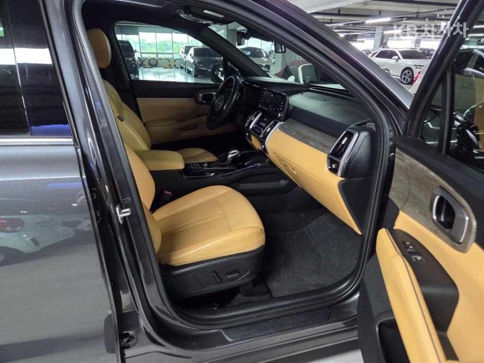 2023 - kia sorento