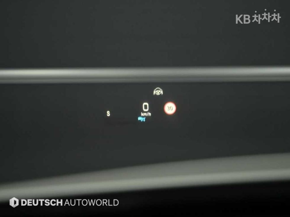 2023 - mercedes-benz c-class