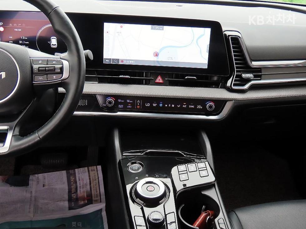 2022 - kia sportage