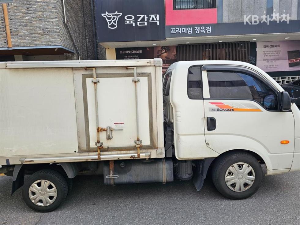 2019 - kia bongo iii
