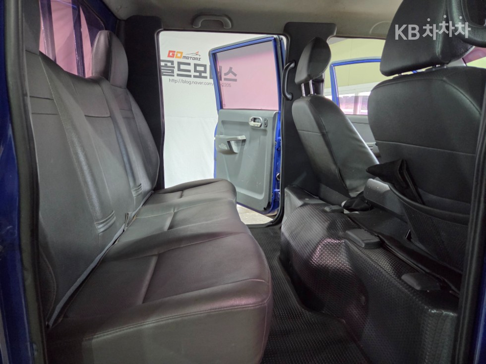 2016 - kia bongo iii