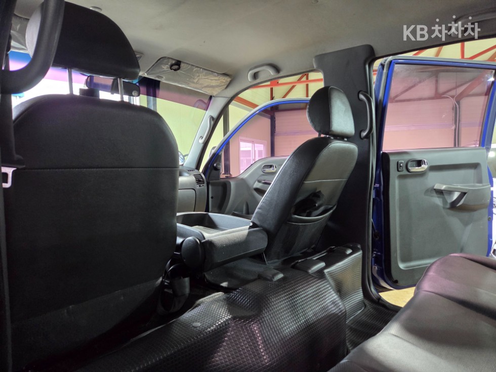 2016 - kia bongo iii