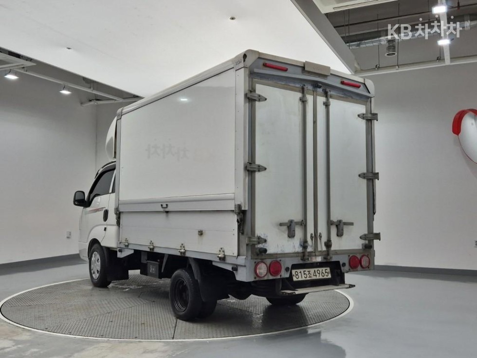2022 - kia bongo iii