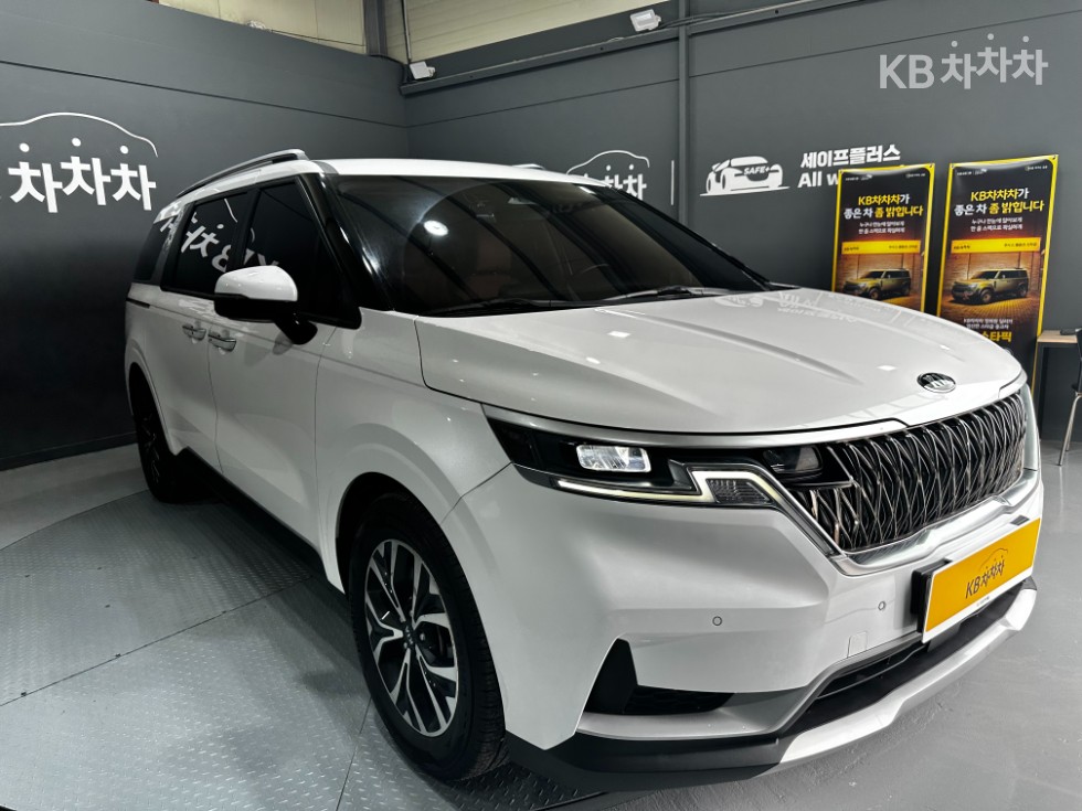 2021 - kia carnival