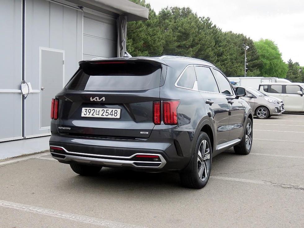 2023 - kia sorento
