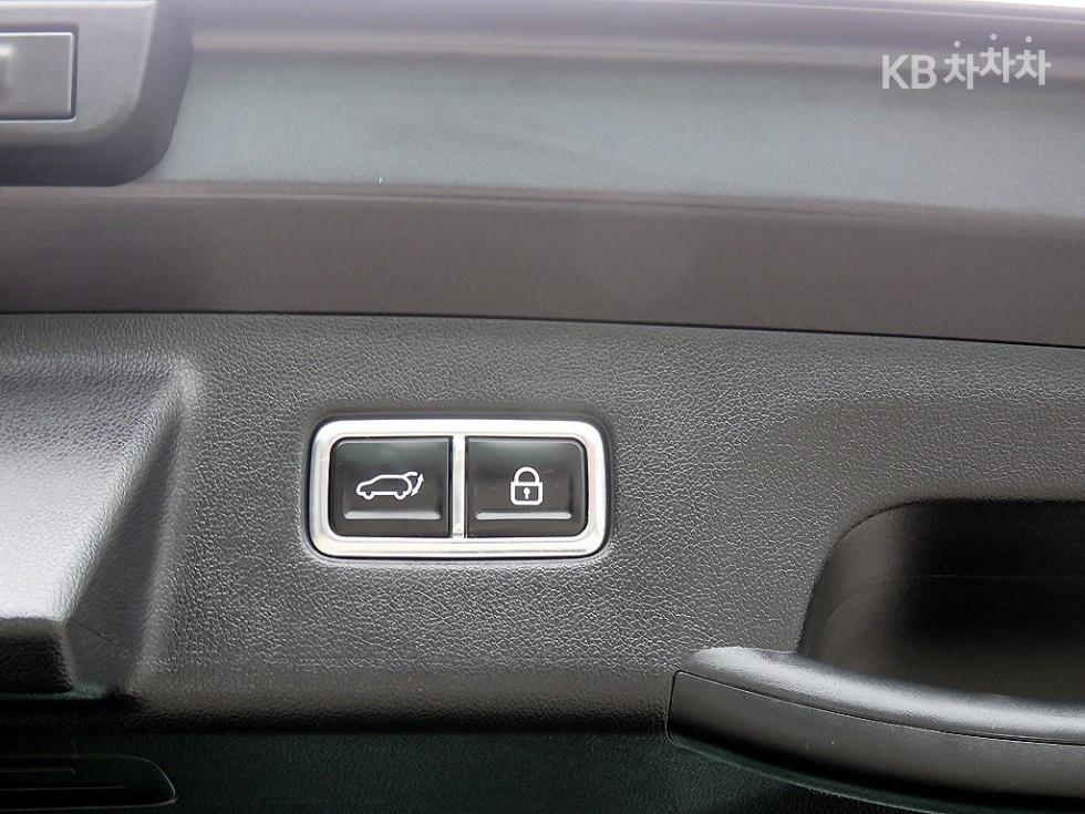 2023 - kia sorento
