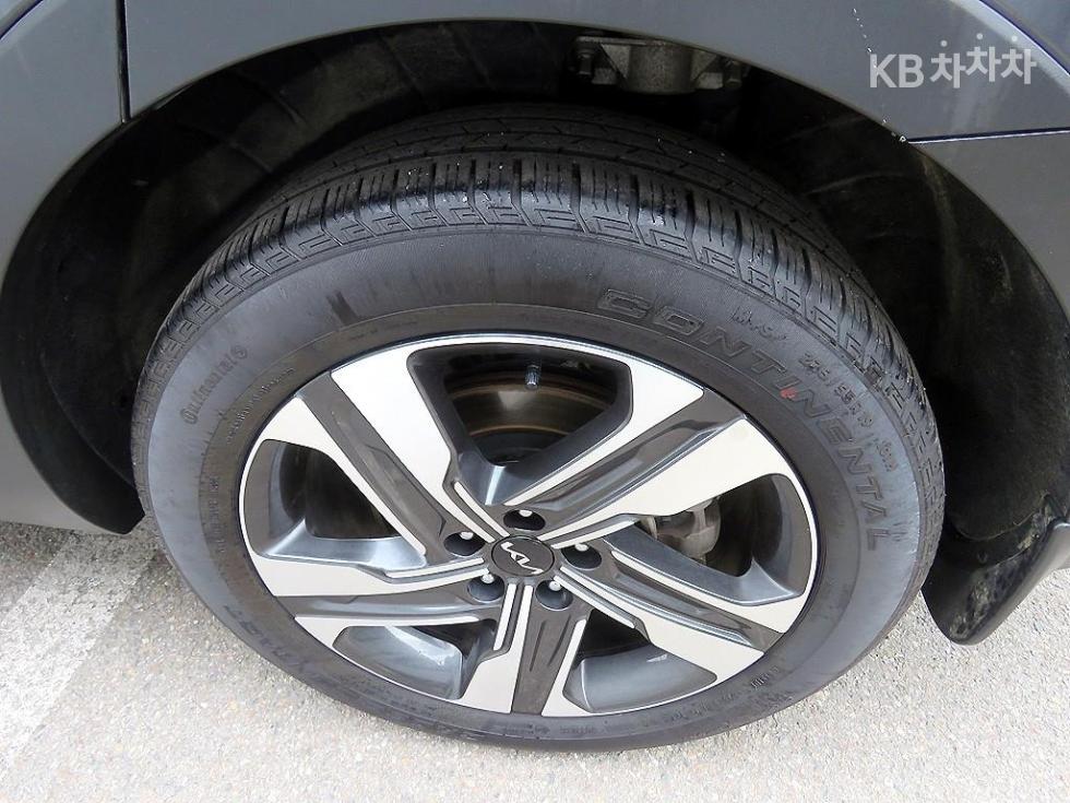 2023 - kia sorento