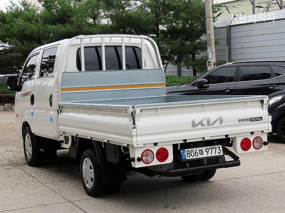 2024 - kia bongo iii