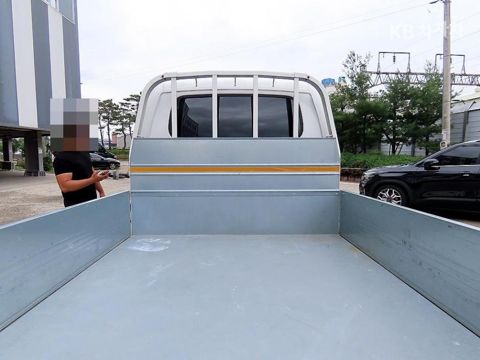 2024 - kia bongo iii