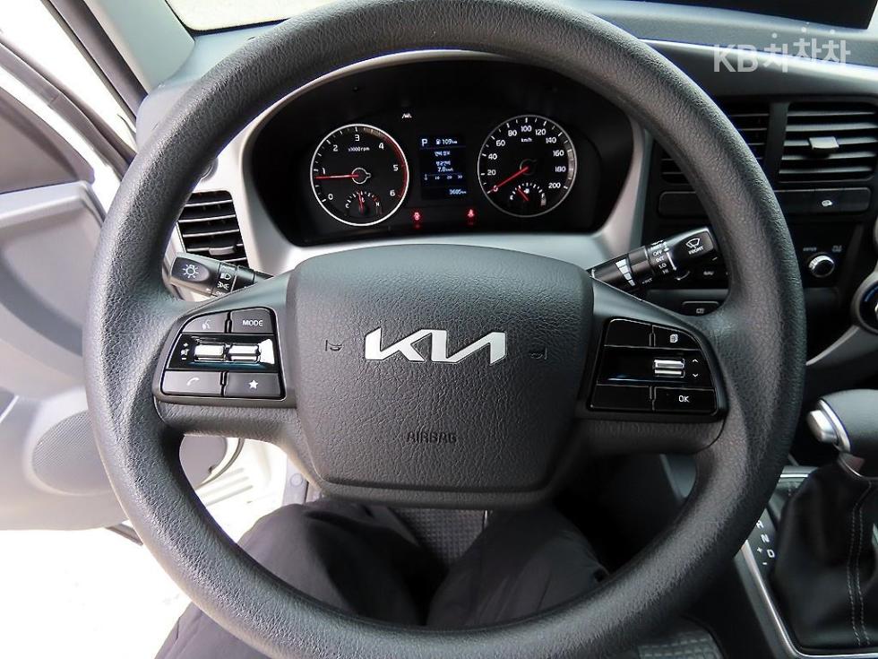 2024 - kia bongo iii