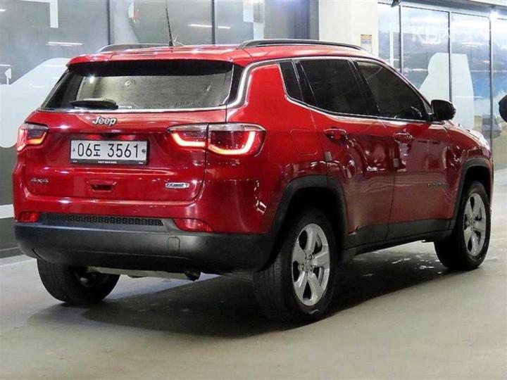Jeep Compass 2.4 AWD Longitude 5