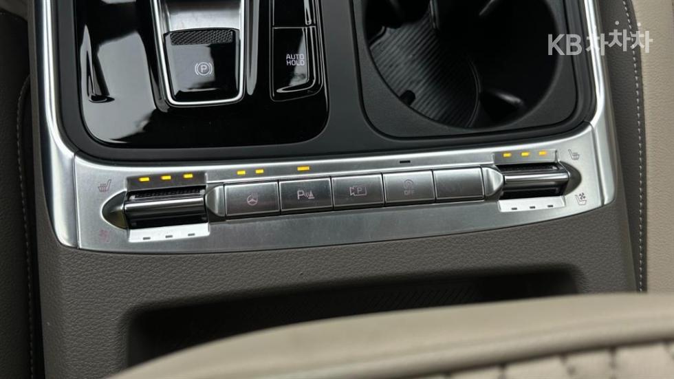 2025 - kia carnival
