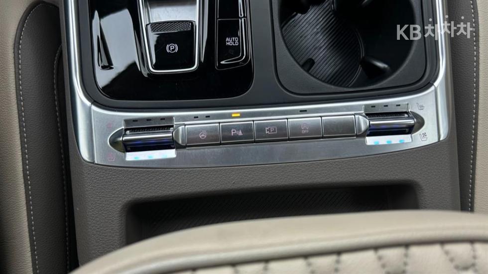 2025 - kia carnival