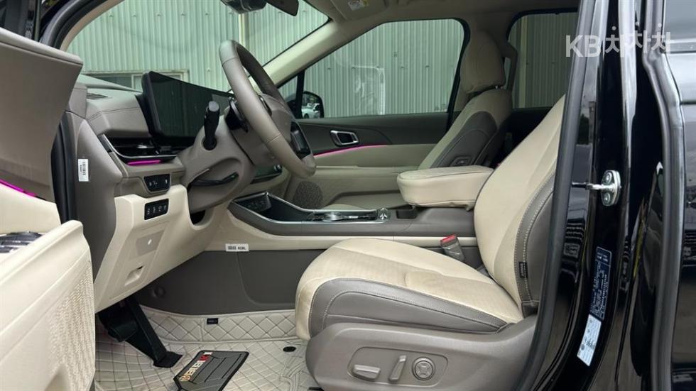 2025 - kia carnival