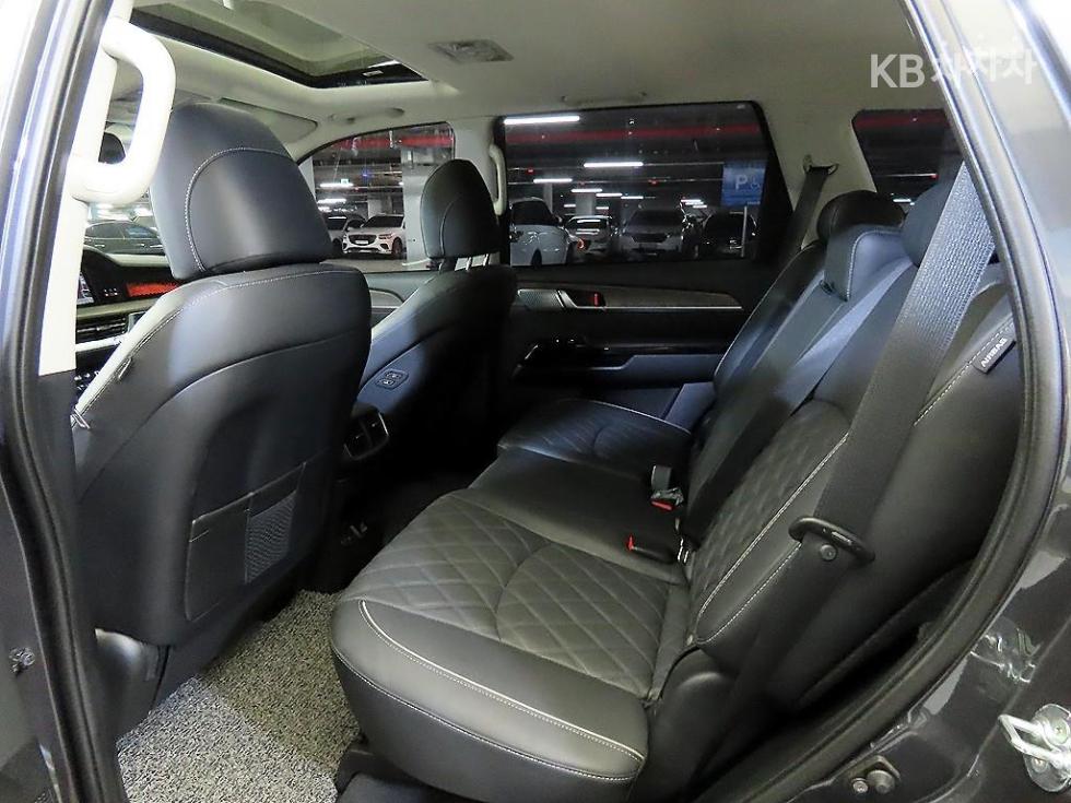 2022 - kia mohave