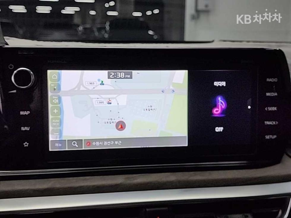 2022 - kia k5