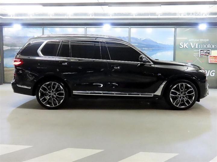 BMW X7 — miniaturë 3