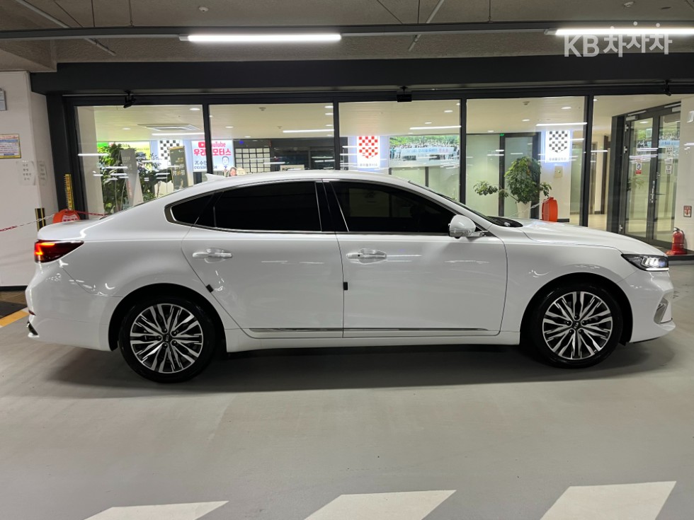 2020 - kia k7