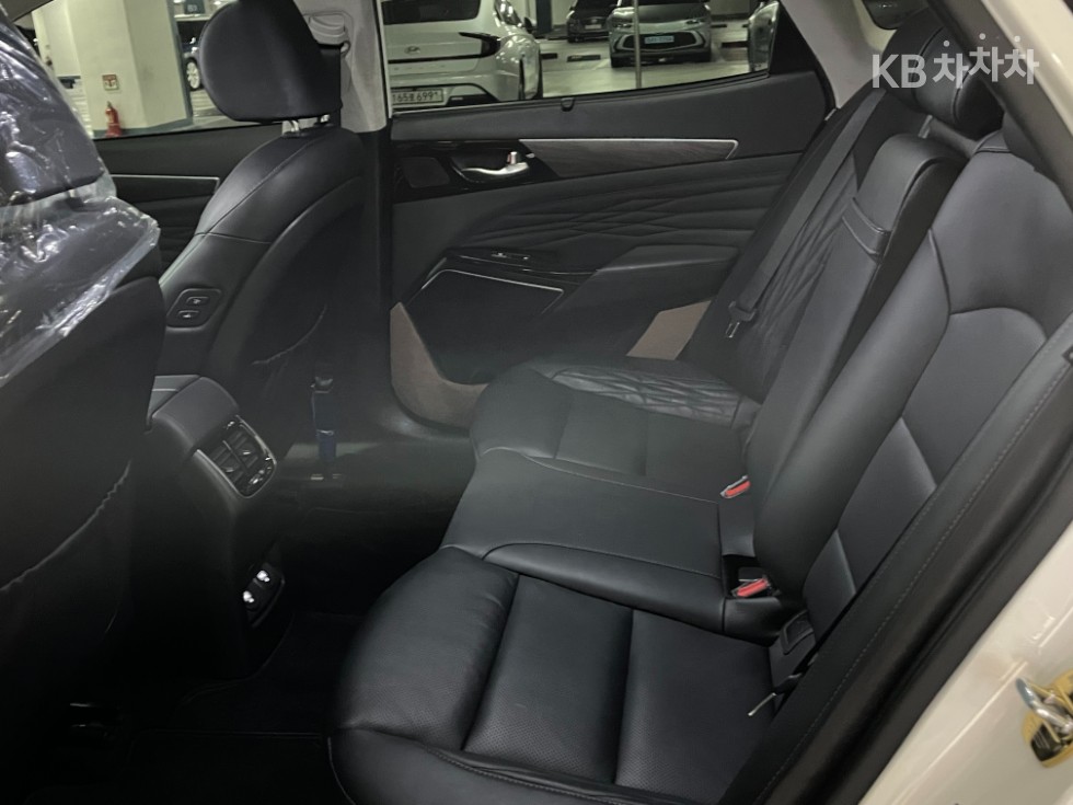 2020 - kia k7
