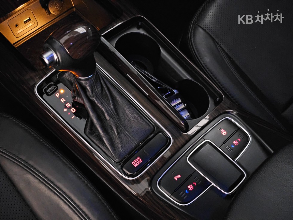 Kia K7 — miniaturë 8