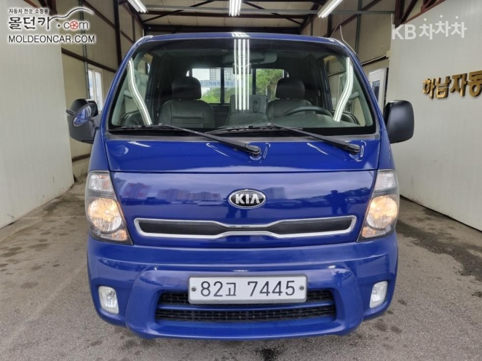 2013 kia bongo iii
