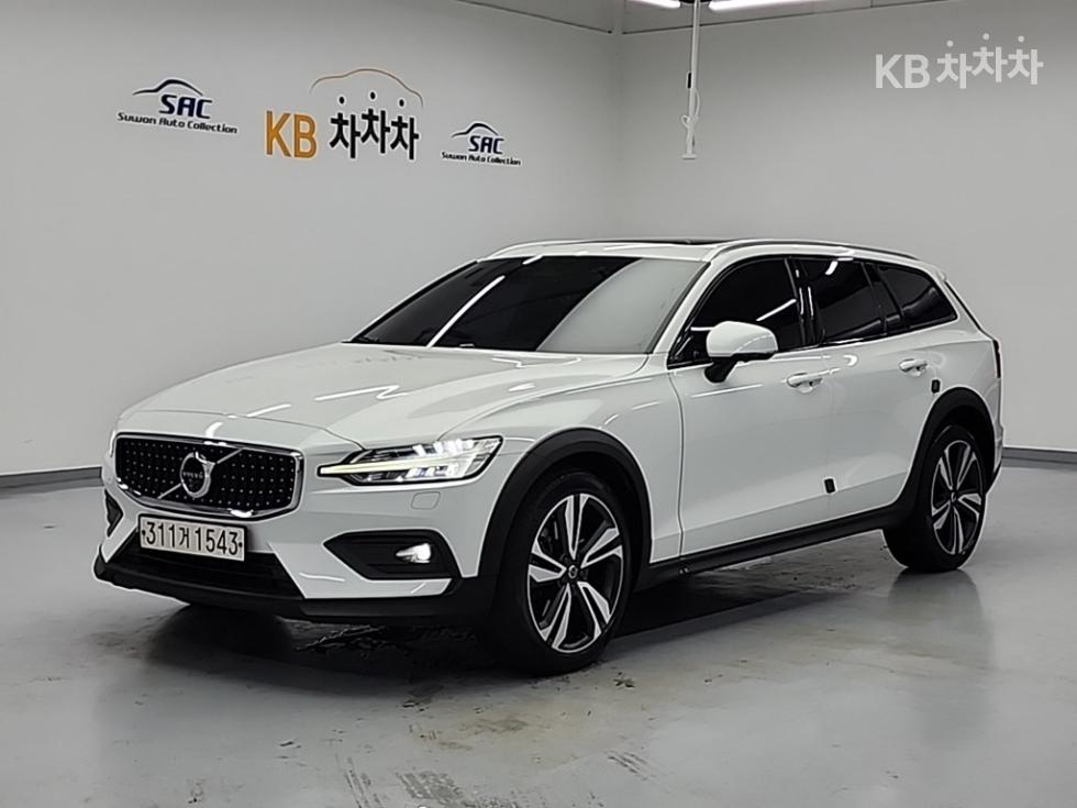 2021 volvo V60 B5 AWD Pro