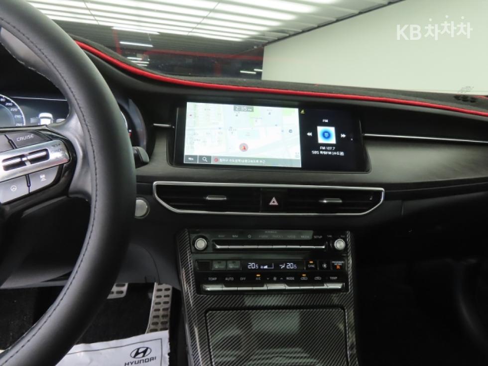 Kia K7 — miniaturë 10
