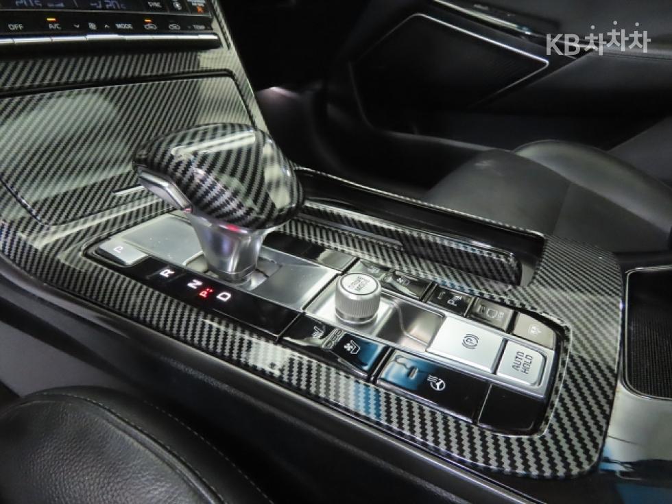 Kia K7 — miniaturë 11