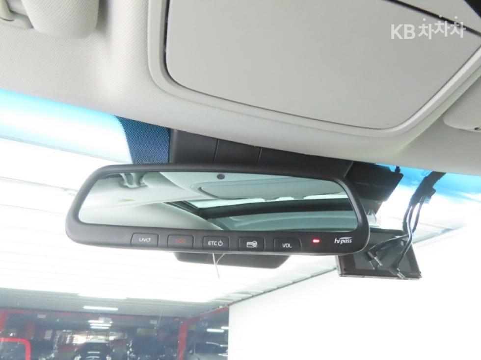 Kia K7 — miniaturë 13