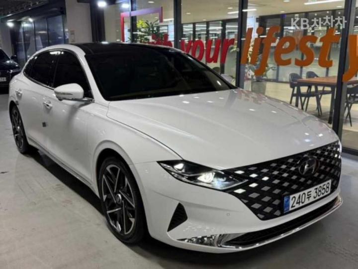 Hyundai Grandeur 2.5 Exclusive 3