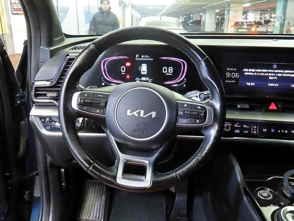 2022 - kia sportage