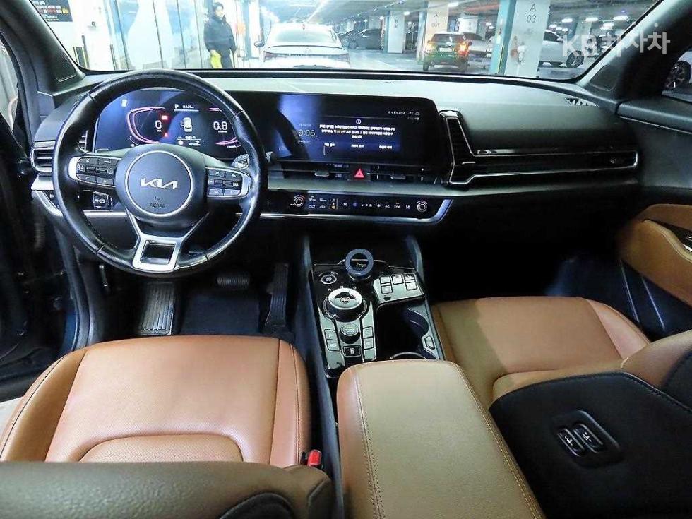 2022 - kia sportage