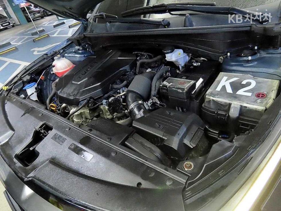 2022 - kia sportage