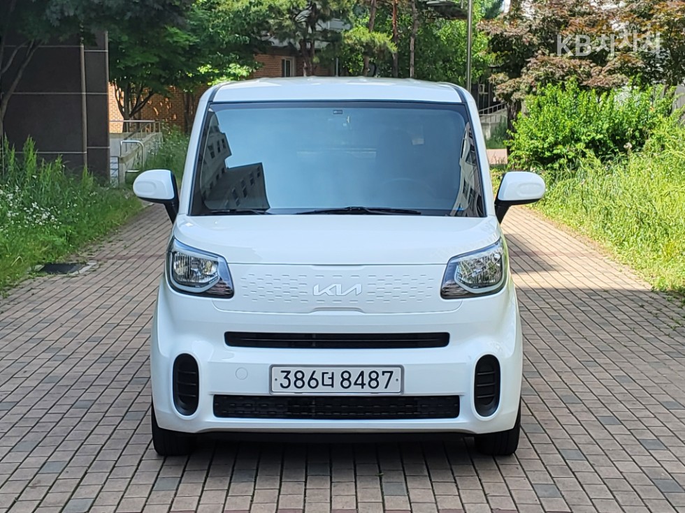 2022 - kia ray