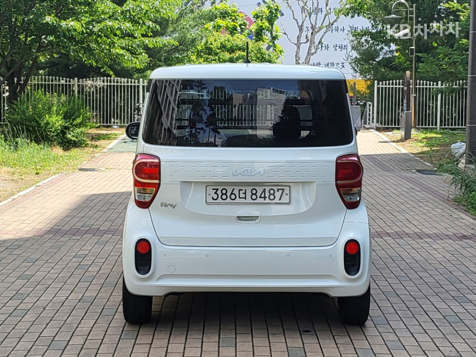 2022 - kia ray