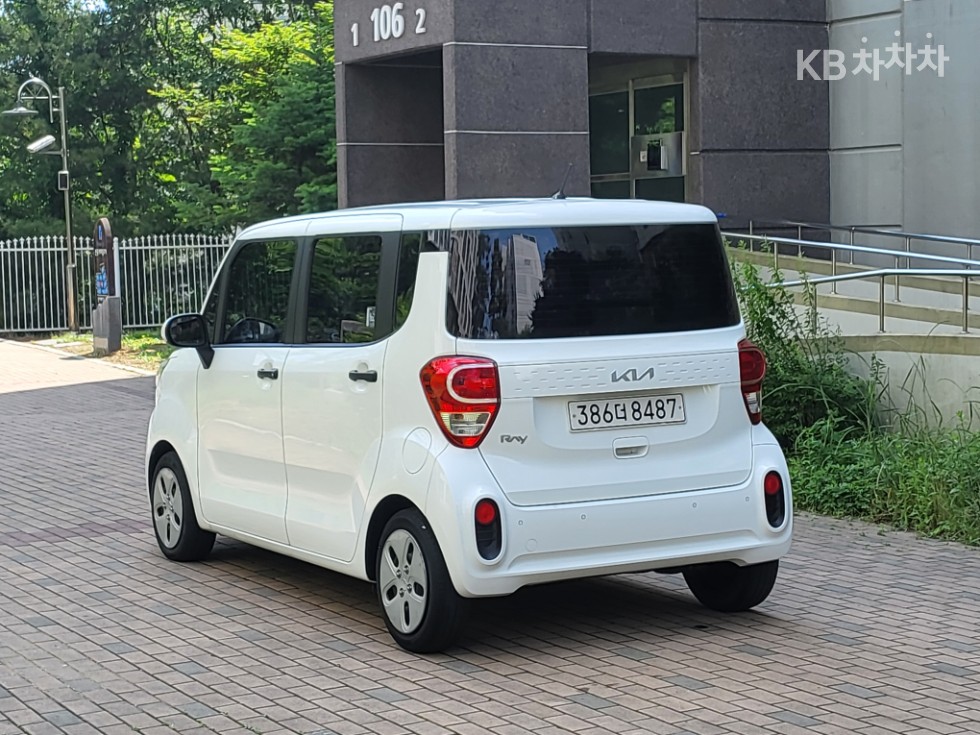 2022 - kia ray