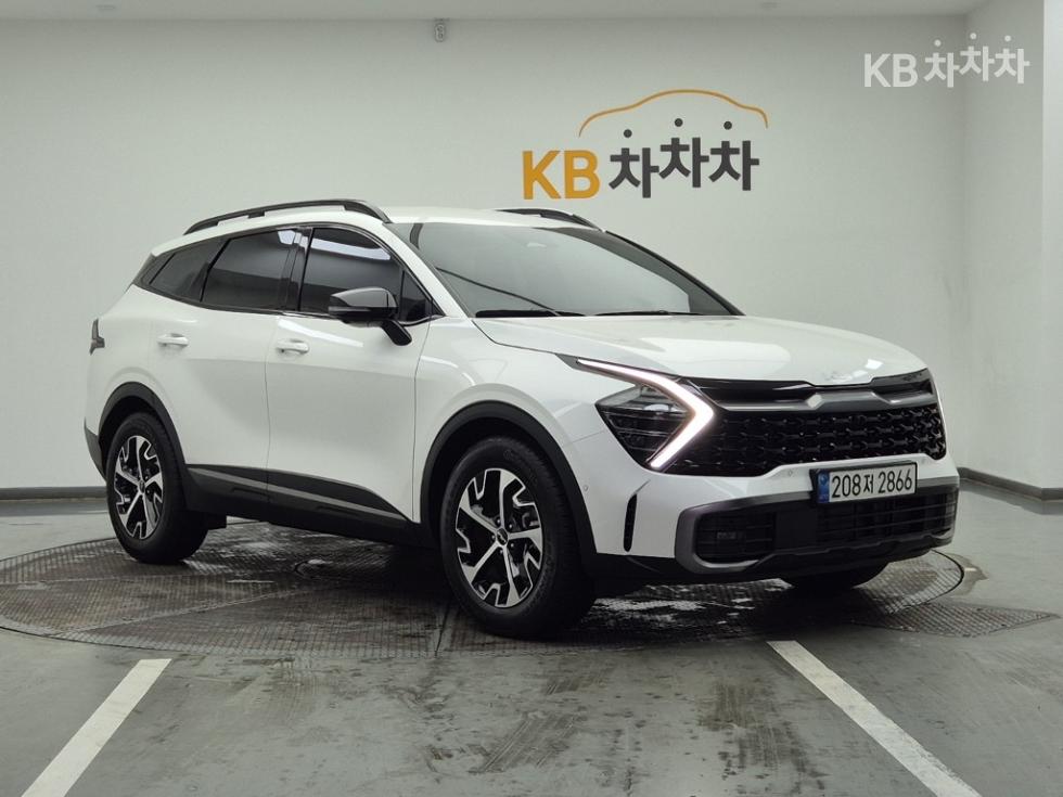 2022 - kia sportage
