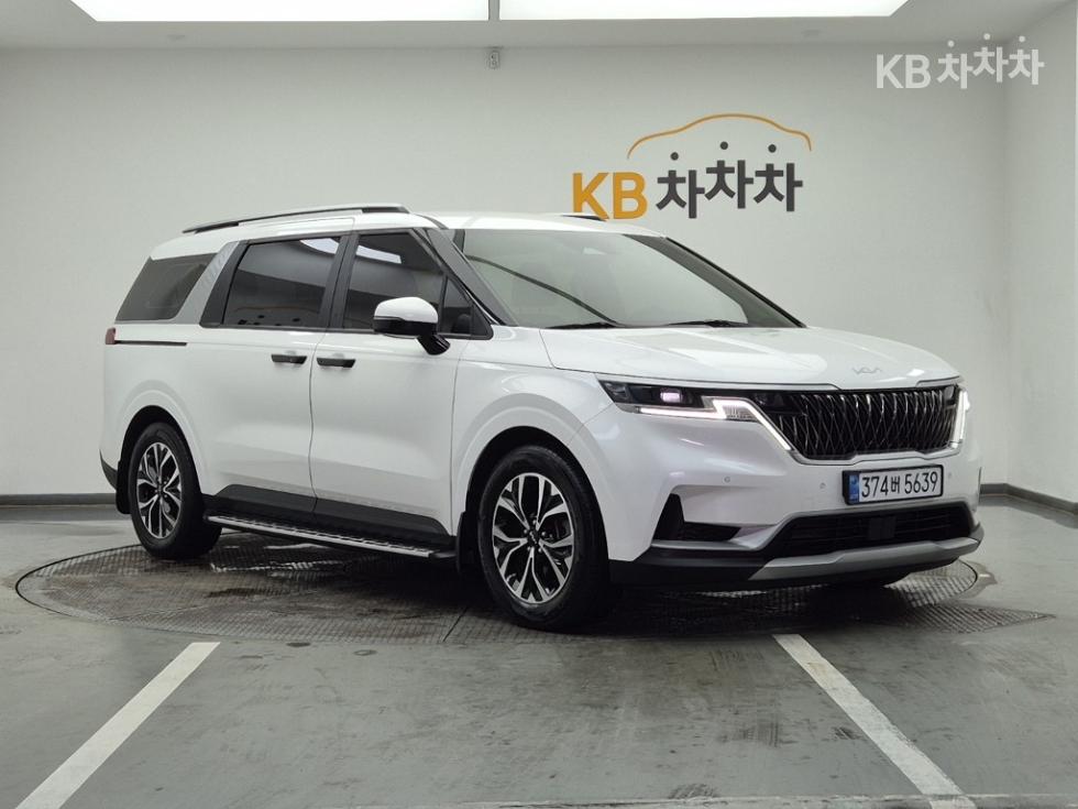 2021 - kia carnival