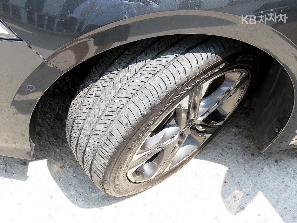 2021 - kia k5