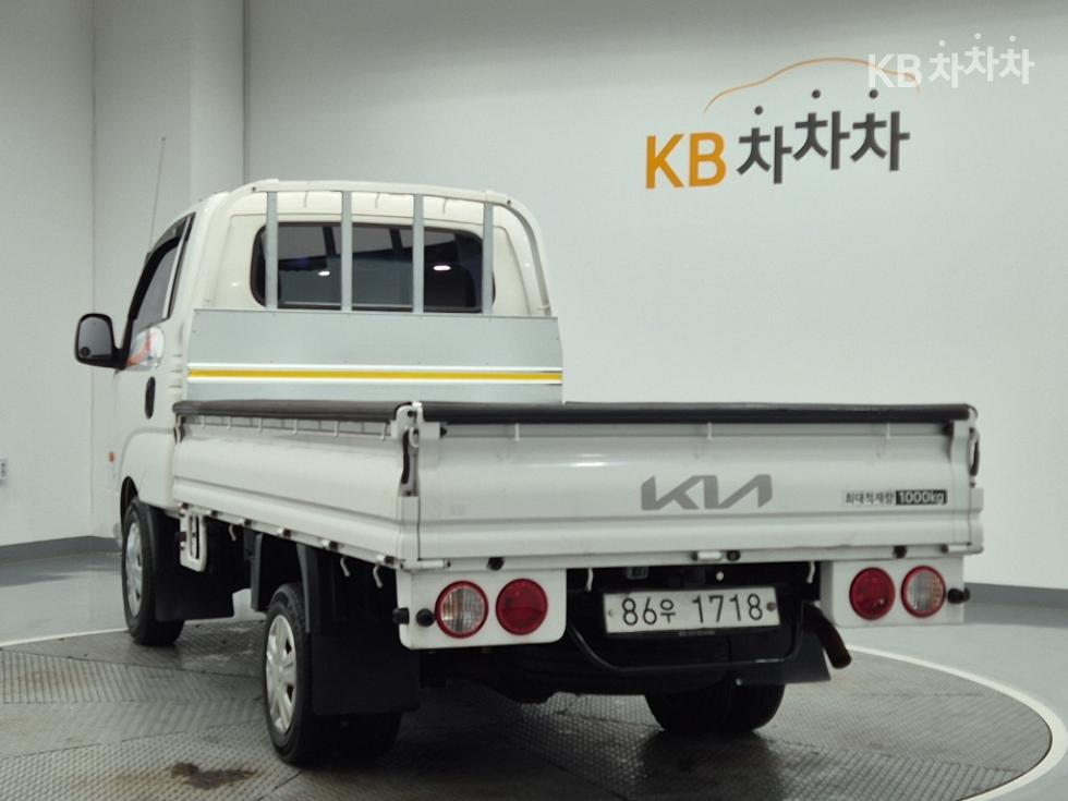 2019 - kia bongo iii