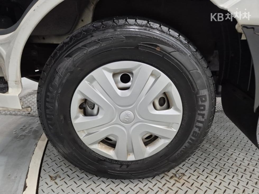 2019 - kia bongo iii