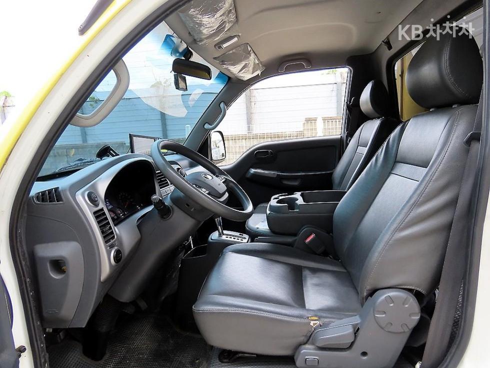 2017 - kia bongo iii