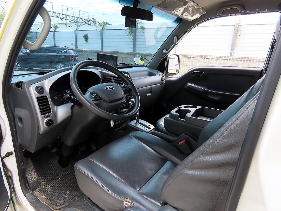 2017 - kia bongo iii